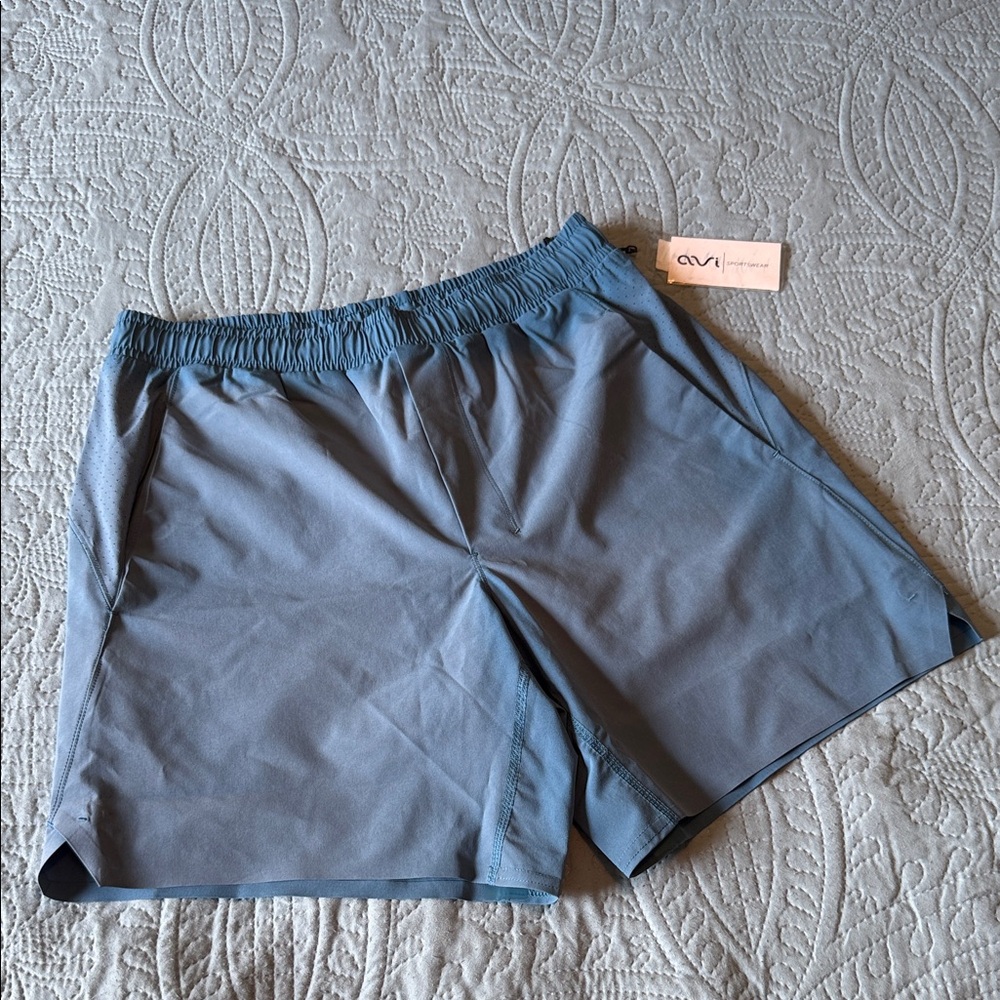 AVI Men's 7 inch pickleball shorts with liner blue coral